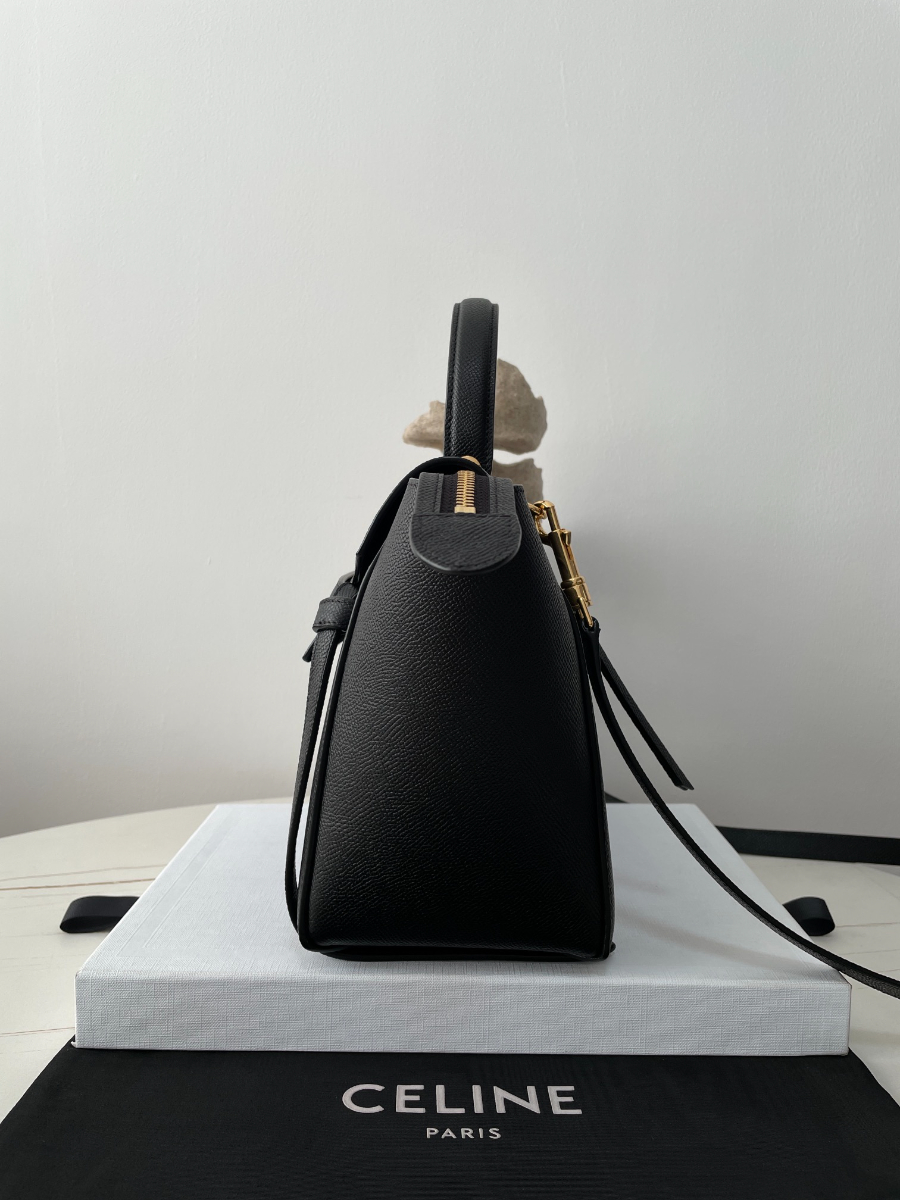 셀린느 그레인드 카프스킨 마이크로 벨트백 블랙 242013cm 18915305.jpg