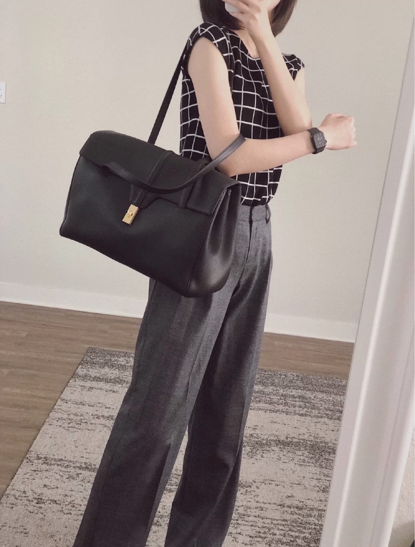 셀린느 라지 소프트 16 백 195543 382618cm 블랙01.jpg