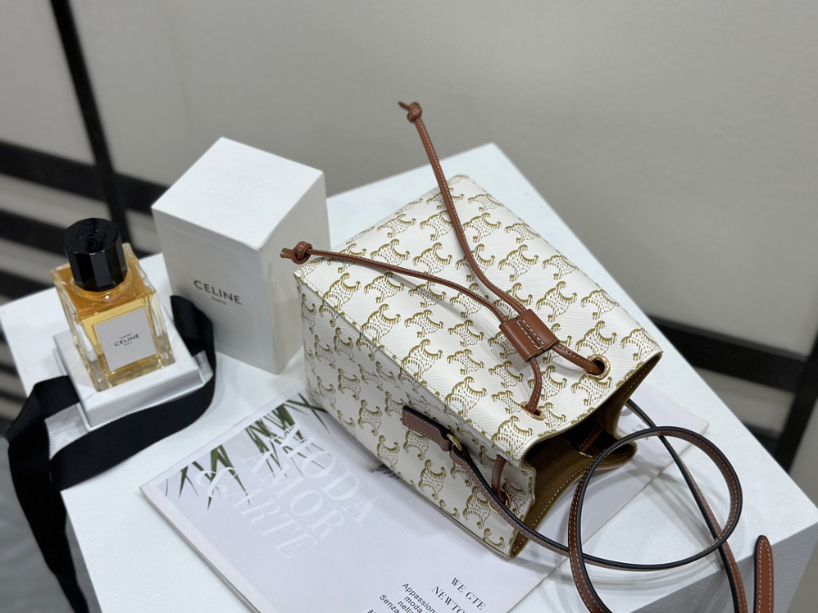 셀린느 마이크로 세일러 트리옹프 캔버스 10M742 13.517.511cm 화이트 스몰08.jpg