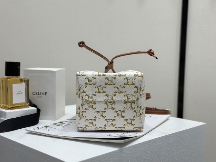 셀린느 마이크로 세일러 트리옹프 캔버스 10M742 13.517.511cm 화이트 스몰07.jpg