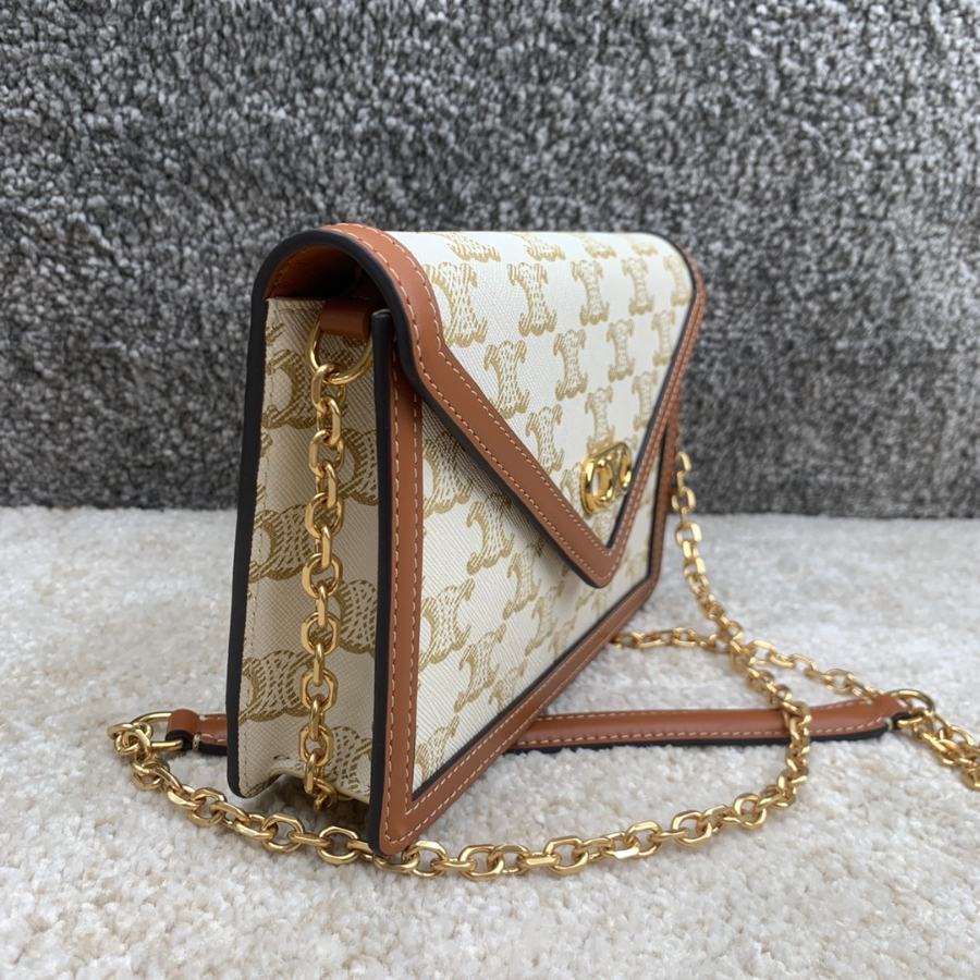 셀린느 메일론 트리옴페 체인 백 10H422 화이트 19.5134cm3.jpg