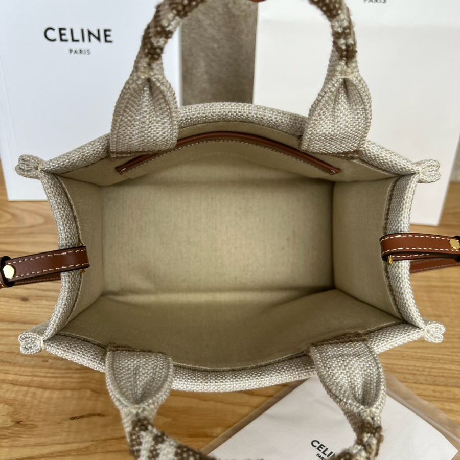 셀린느 모노그램 스트라이프 카바스 토트백 스몰 2518.513cm5.jpg