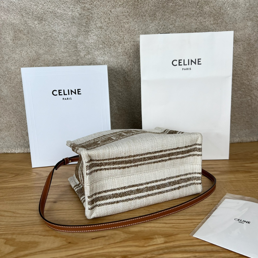 셀린느 모노그램 스트라이프 카바스 토트백 스몰 2518.513cm3.jpg