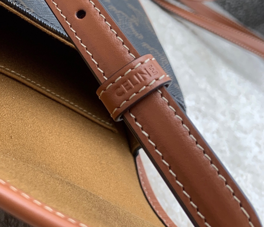 셀린느 미니 베사체 트리옹프 캔버스 블랙 196702 15114cm6.jpg