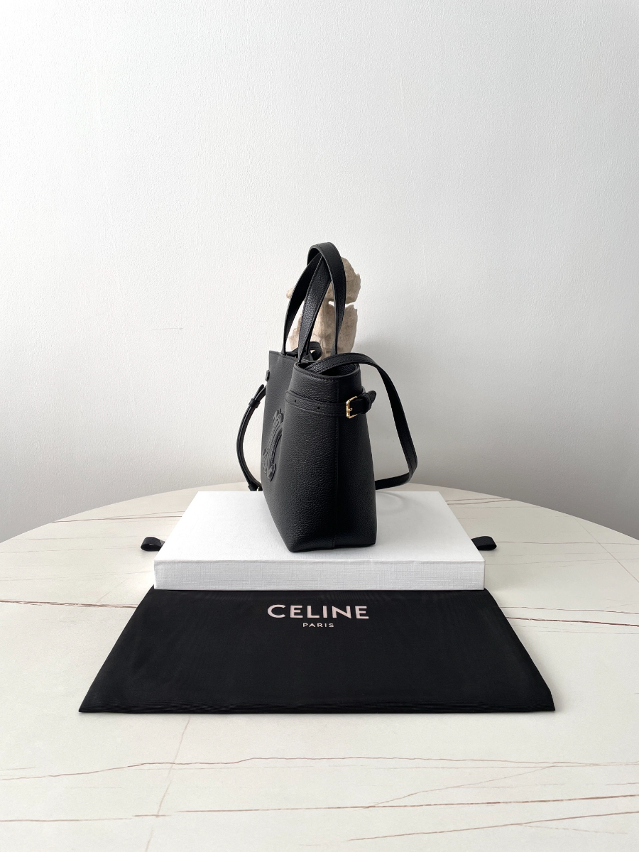 셀린느 미니 카바스 아나이스 퀴르 트리옹프 그레인드 카프스킨 블랙 20.5199cm 11861307.jpg