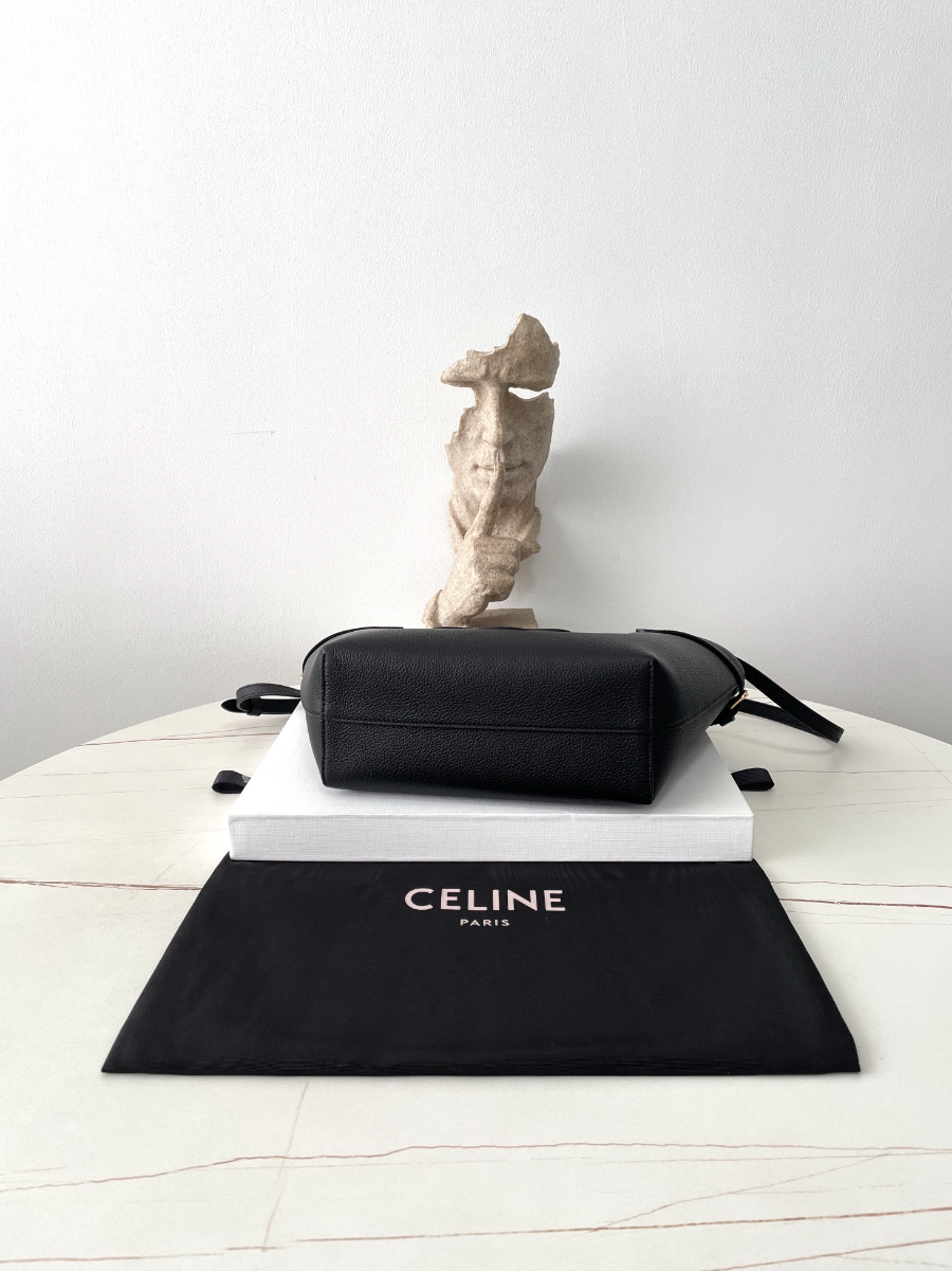 셀린느 미니 카바스 아나이스 퀴르 트리옹프 그레인드 카프스킨 블랙 20.5199cm 11861310.jpg