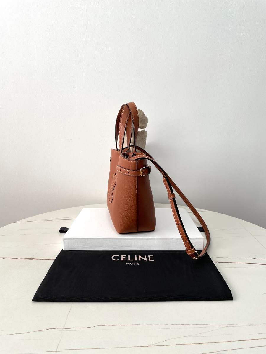 셀린느 미니 카바스 아나이스 퀴르 트리옹프 그레인드 카프스킨 탄 20.5199cm 11861305.jpg