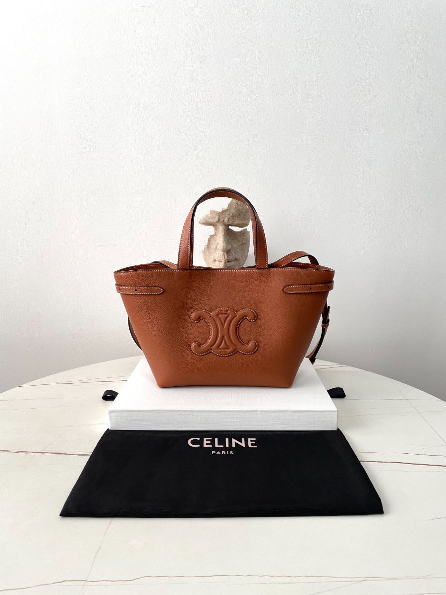 셀린느 미니 카바스 아나이스 퀴르 트리옹프 그레인드 카프스킨 탄 20.5199cm 11861303.jpg