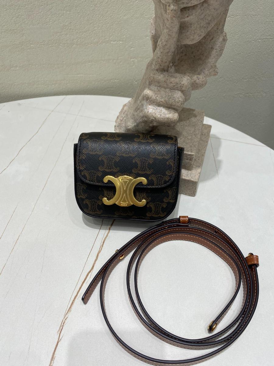 셀린느 미니 클로드 트리오페 캔버스 숄더백 1184cm 10I51204.jpg