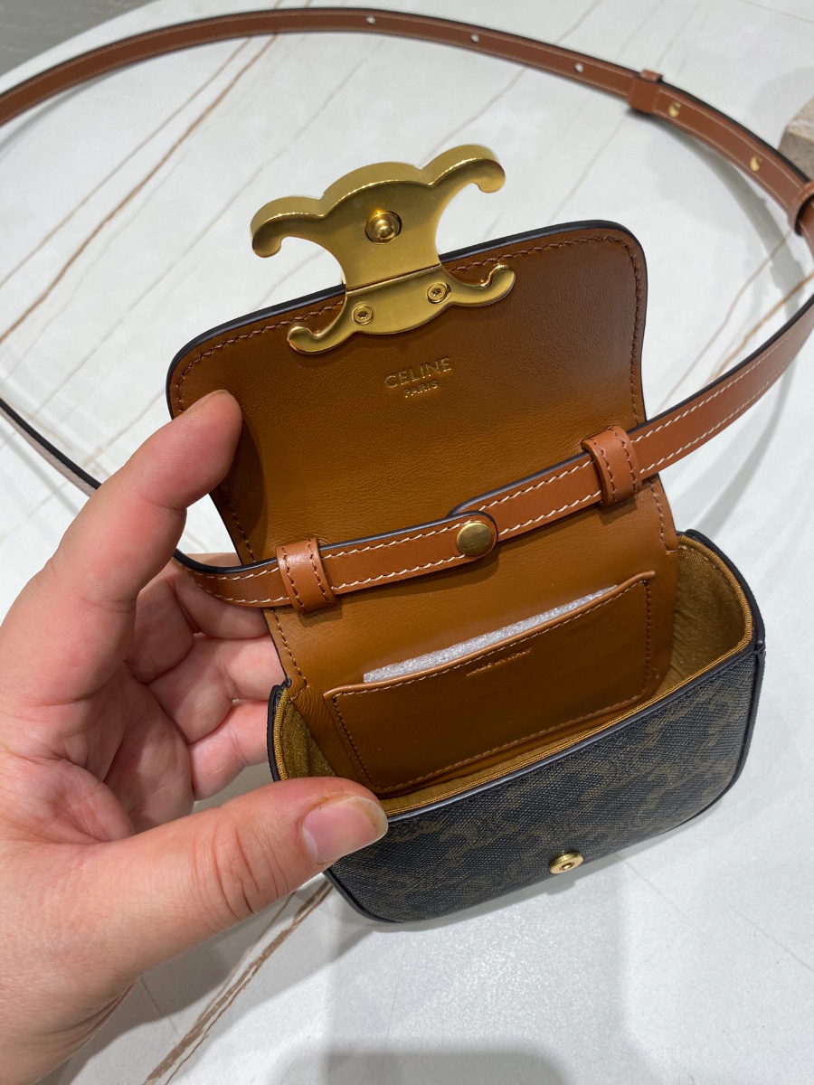 셀린느 미니 클로드 트리오페 캔버스 숄더백 1184cm 10I51209.jpg