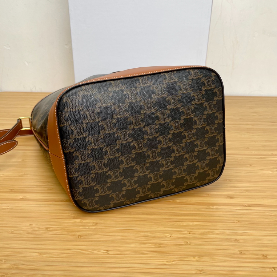 셀린느 미디엄 버킷 트리옹프 캔버스 191132 332717cm06.jpg