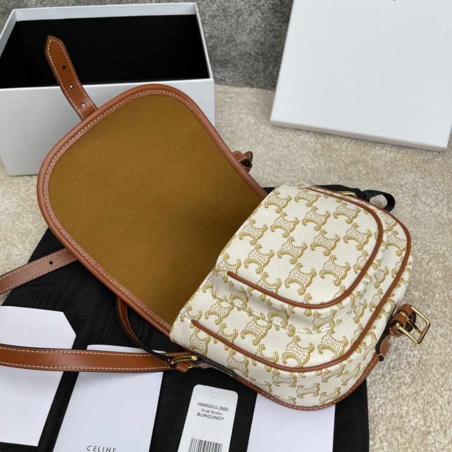 셀린느 미디엄 폴코 백 트리옹프 캔버스 18176.5cm 화이트 19150206.jpg