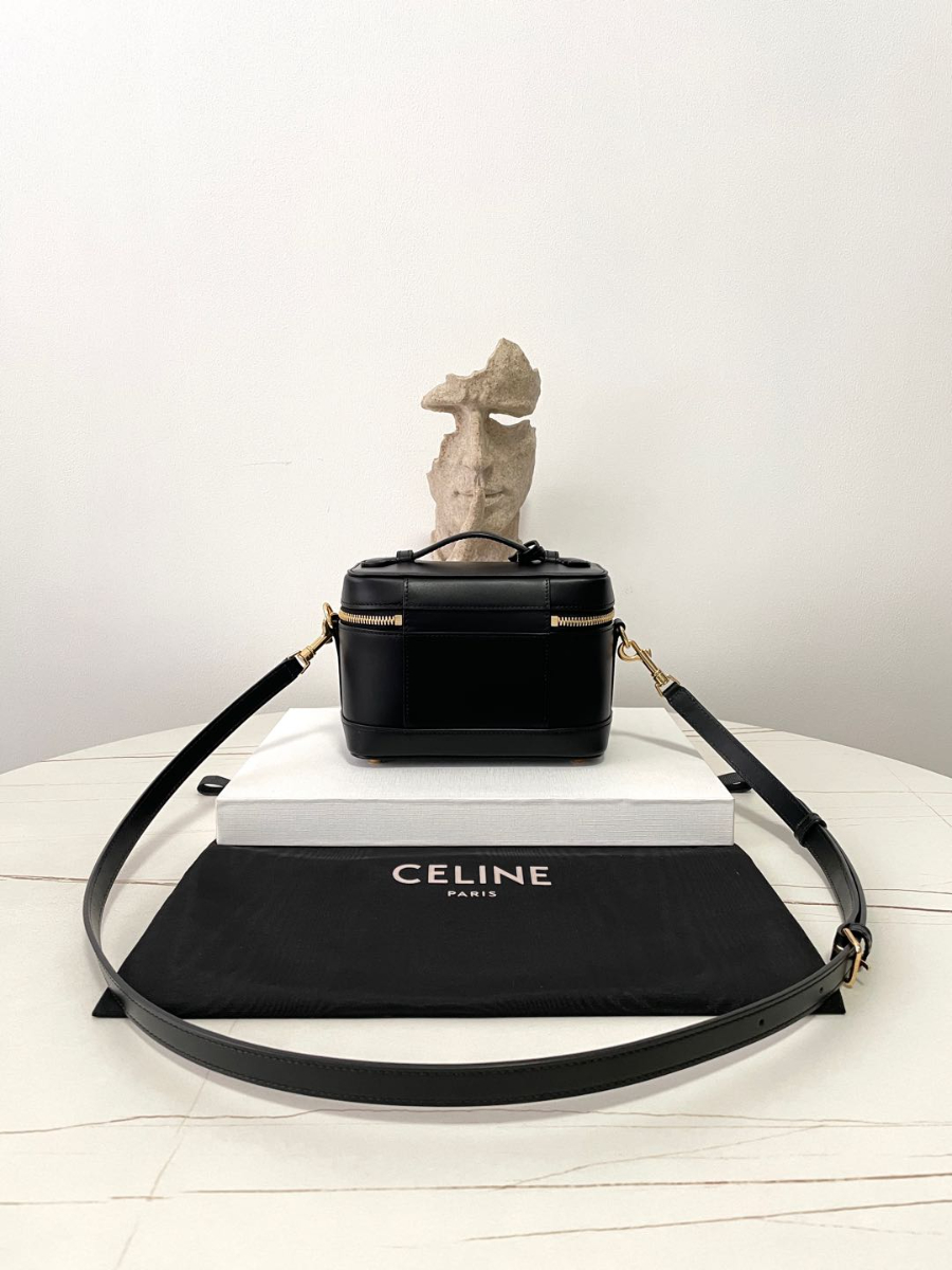 셀린느 배니티 내츄럴 카프스킨 백 블랙 181218cm 11946305.jpg