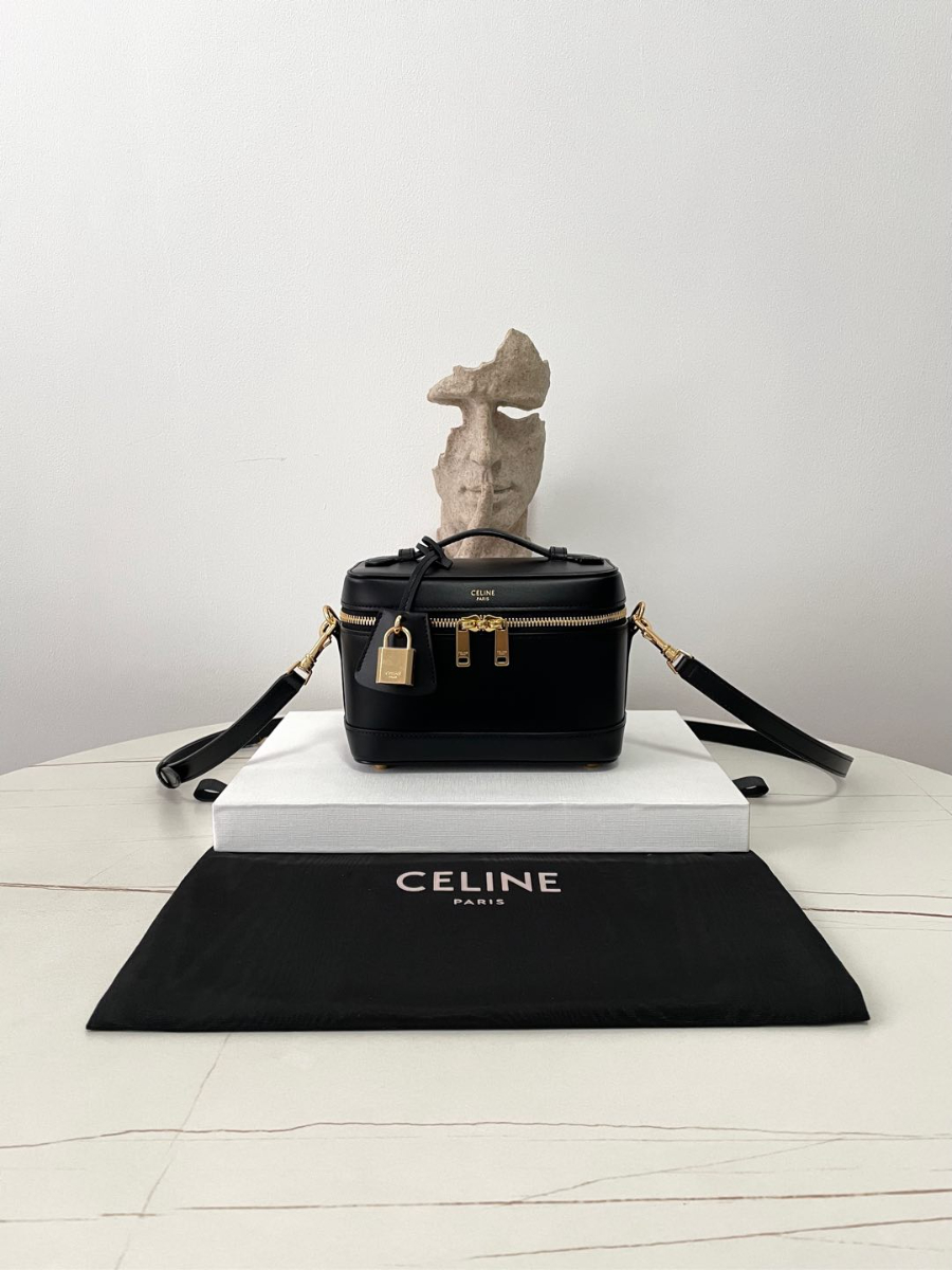 셀린느 배니티 내츄럴 카프스킨 백 블랙 181218cm 11946304.jpg