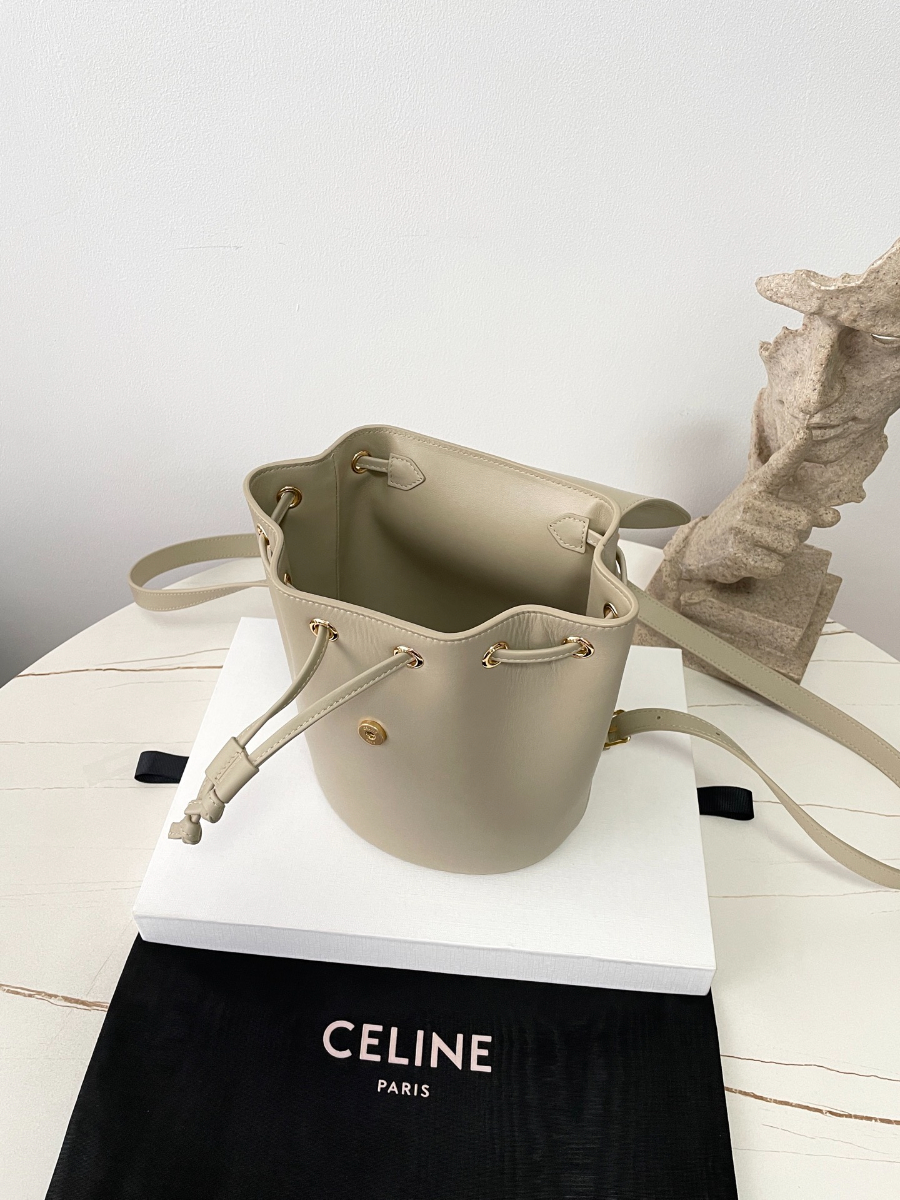 셀린느 보니 스무스 백팩 251813cm 118703 베이지05.jpg