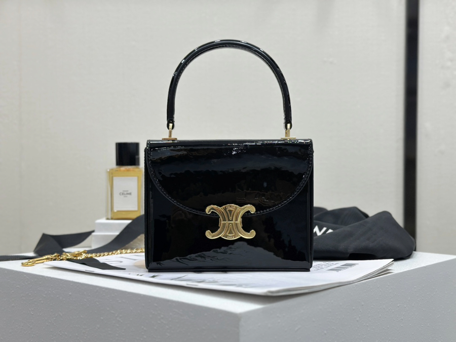 셀린느 블랑딘 박스 백 블랙 1612.34cm 11859302.jpg