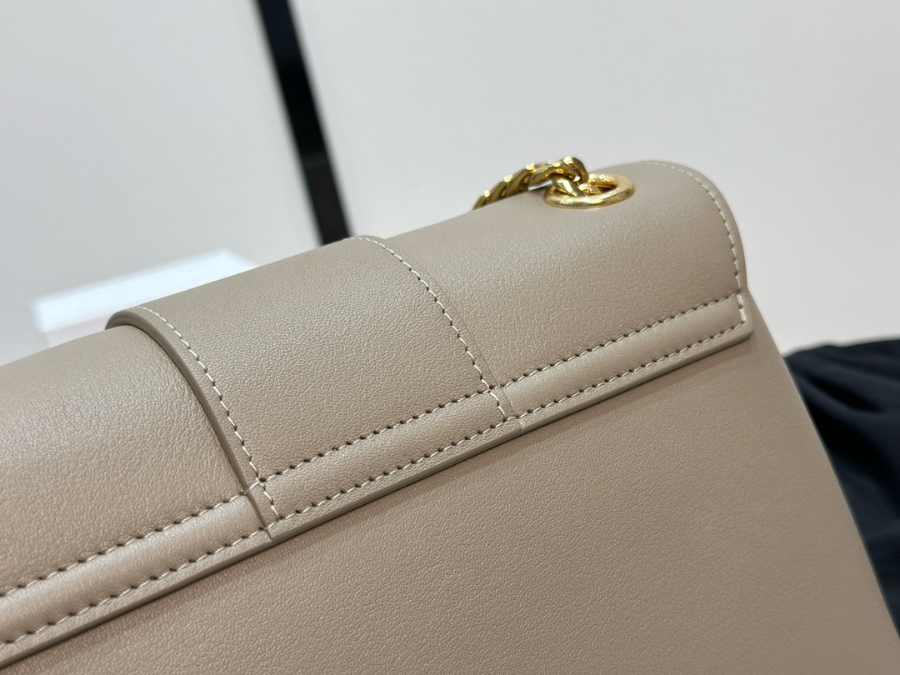 셀린느 빈 빅투아르 백 23.5148cm 116593 베이지 스몰09.jpg