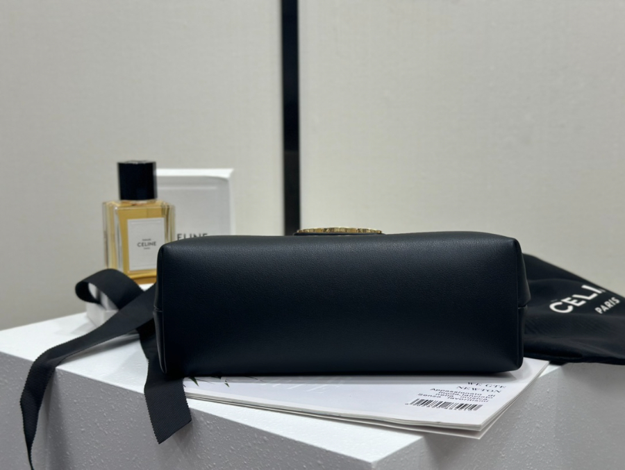 셀린느 빈 빅투아르 백 25158cm 115853 블랙 미디엄06.jpg