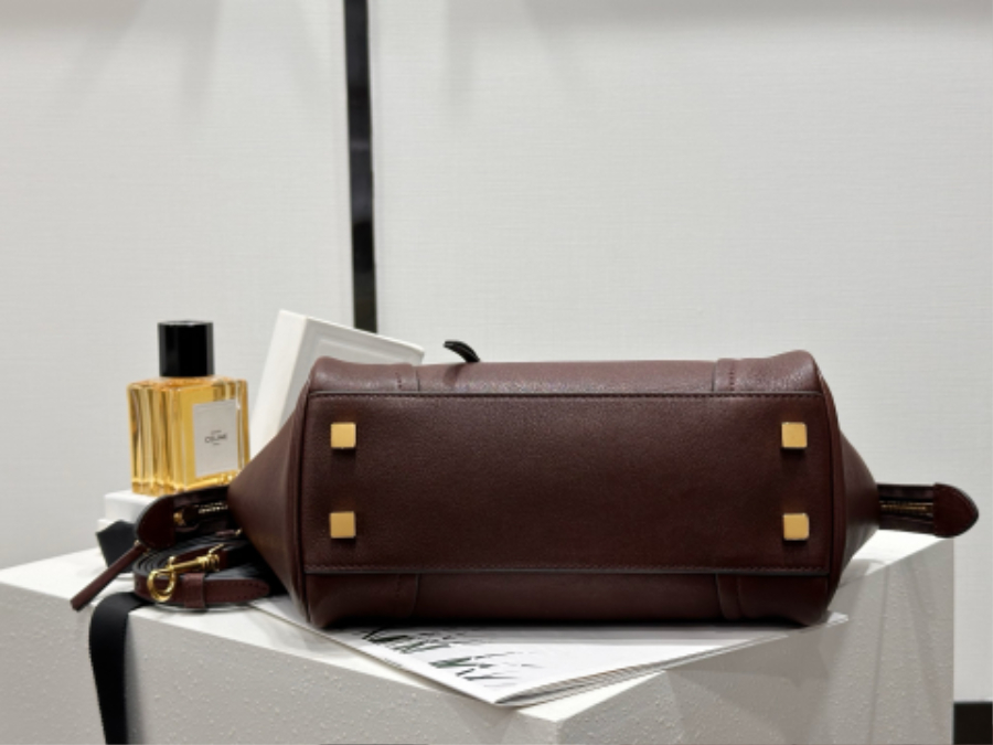 셀린느 스몰 뉴 러기지 서플 샤이니 램스킨 124213 38.511.516.5cm 초콜릿06.jpg