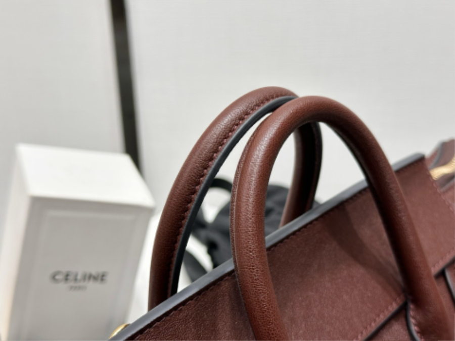 셀린느 스몰 뉴 러기지 서플 샤이니 램스킨 124213 38.511.516.5cm 초콜릿09.jpg
