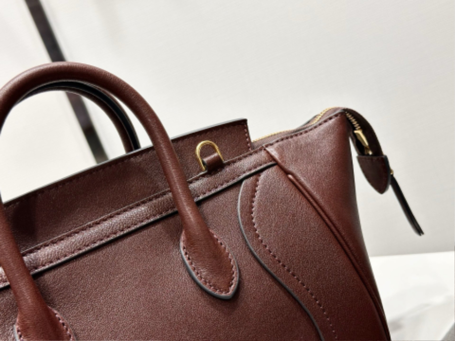 셀린느 스몰 뉴 러기지 서플 샤이니 램스킨 124213 38.511.516.5cm 초콜릿08.jpg