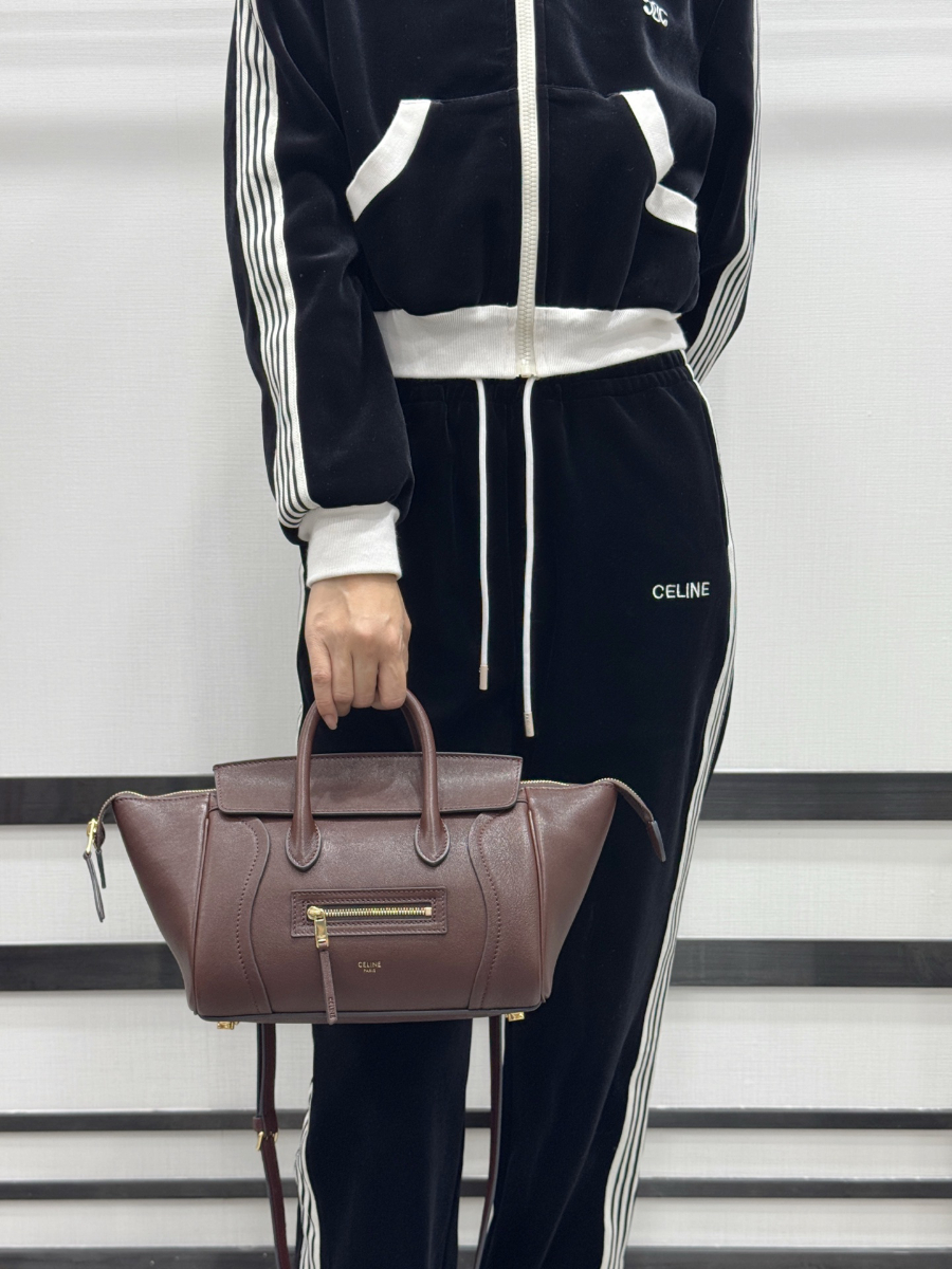 셀린느 스몰 뉴 러기지 서플 샤이니 램스킨 124213 38.511.516.5cm 초콜릿01.jpg