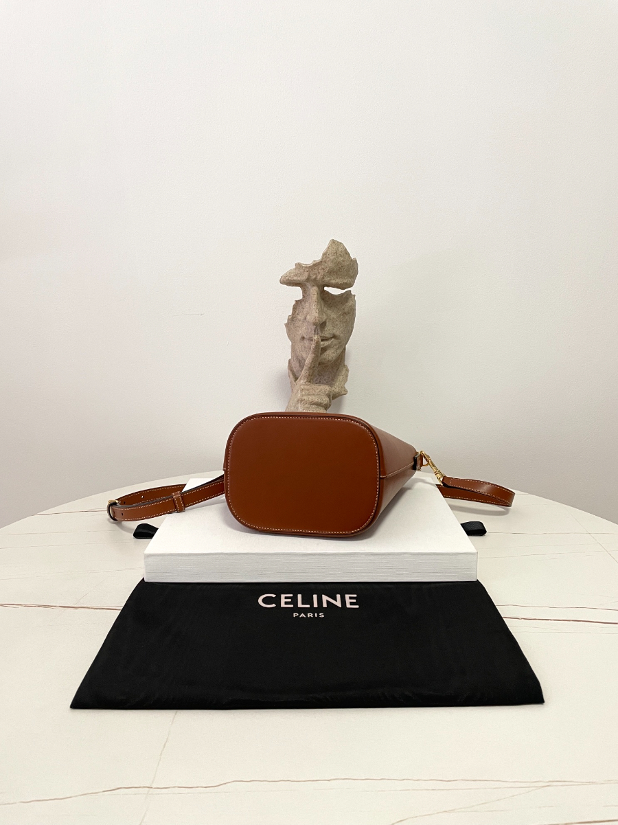 셀린느 스몰 루이즈 백 119173 161912cm 브라운04.jpg