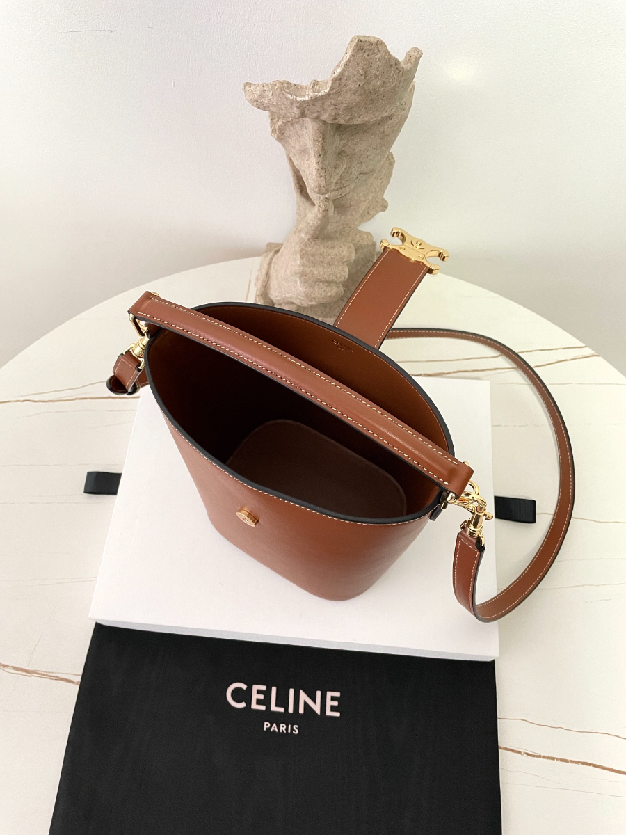 셀린느 스몰 루이즈 백 119173 161912cm 브라운05.jpg