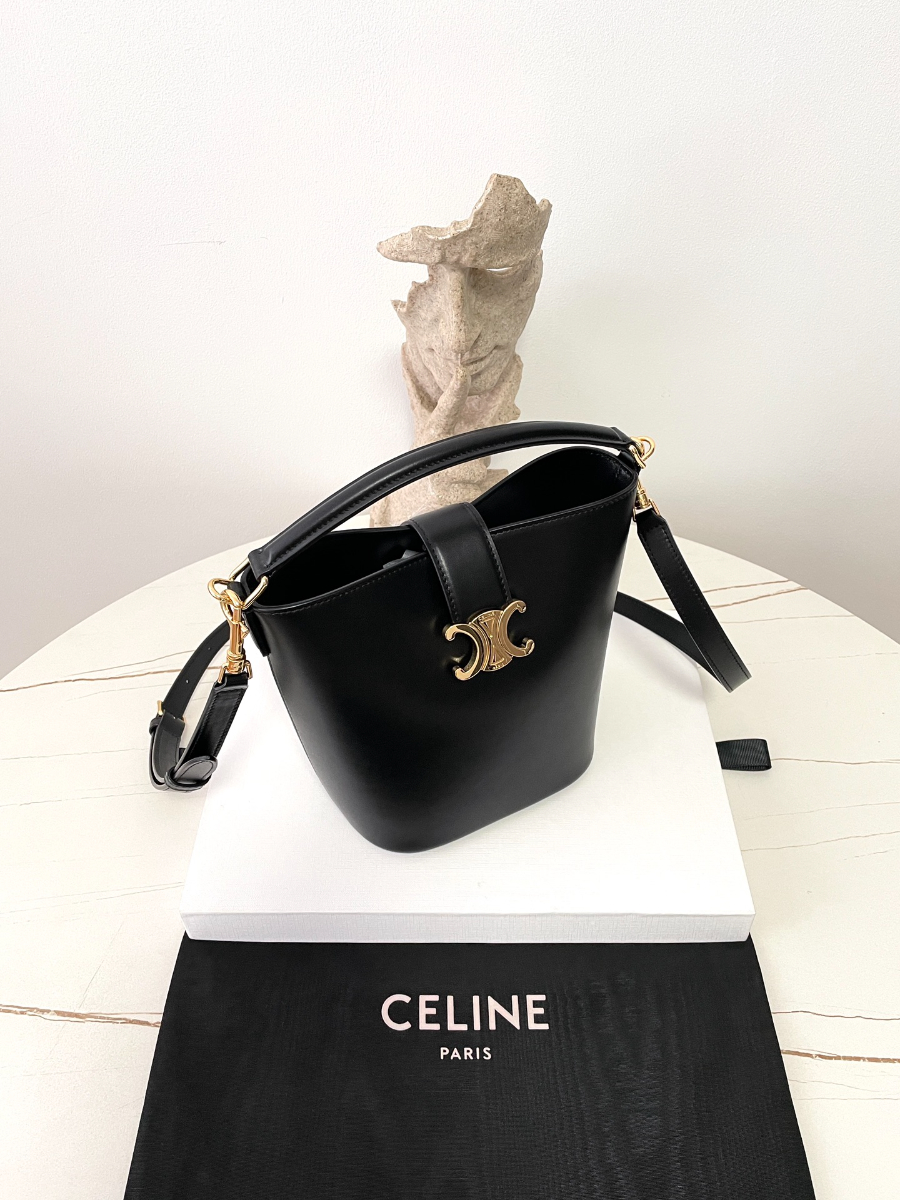 셀린느 스몰 루이즈 백 119173 161912cm 블랙5.jpg