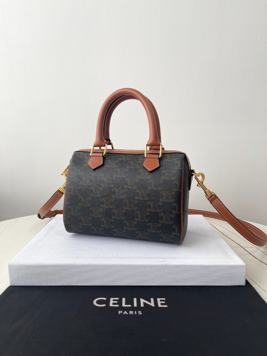 셀린느 스몰 보스턴 트리옹프 캔버스 113772 19.5147cm3.jpg