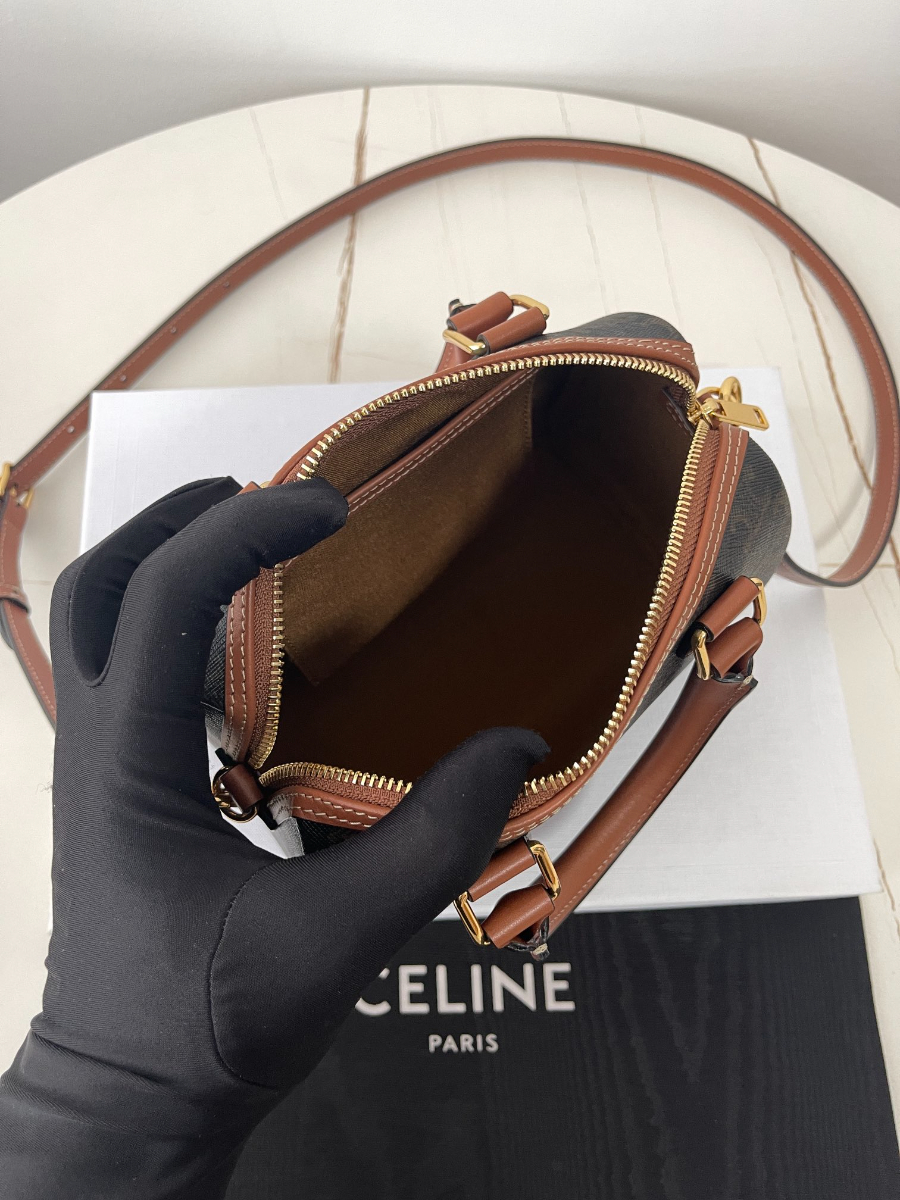 셀린느 스몰 보스턴 트리옹프 캔버스 113772 19.5147cm9.jpg