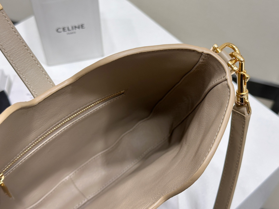 셀린느 스몰 스프트 16 까미유 백 24.521.55cm 120693 다크 베이지10.jpg