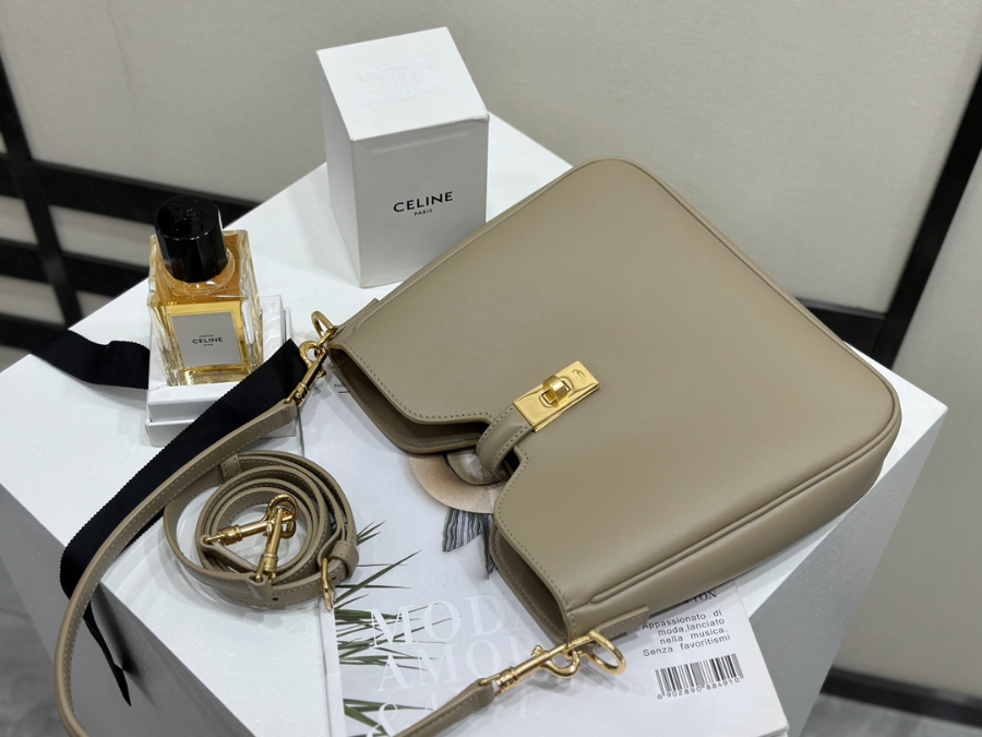 셀린느 스몰 스프트 16 까미유 백 24.521.55cm 120693 다크 베이지07.jpg