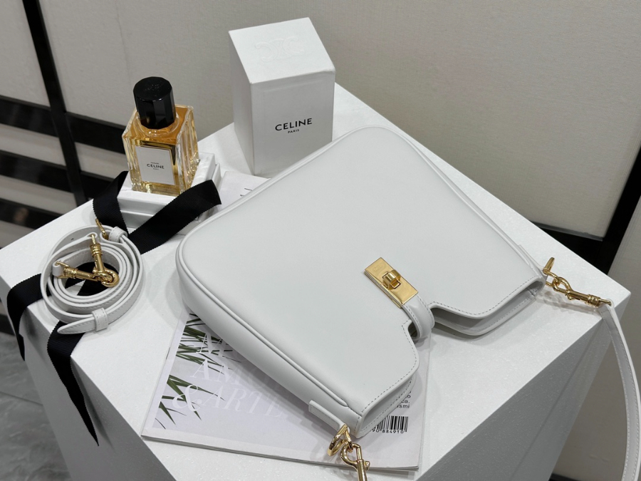 셀린느 스몰 스프트 16 까미유 백 24.521.55cm 120693 화이트05.jpg