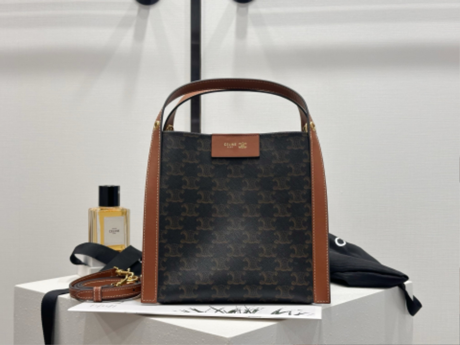 셀린느 스몰 큐브 백 트리옹프 캔버스 내추럴 카프스킨 124182 18.52117cm03.jpg