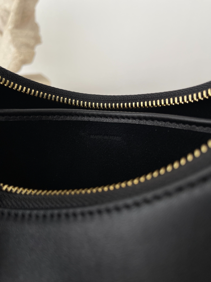 셀린느 아바 트리옹프 백 블랙 2313.56cm 11449309.jpg