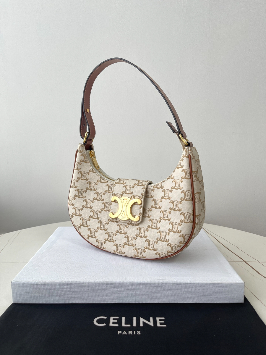 셀린느 아바 트리옹프 백 트리옹프 캔버스 카프스킨 탄 화이트 2313.56cm05.jpg