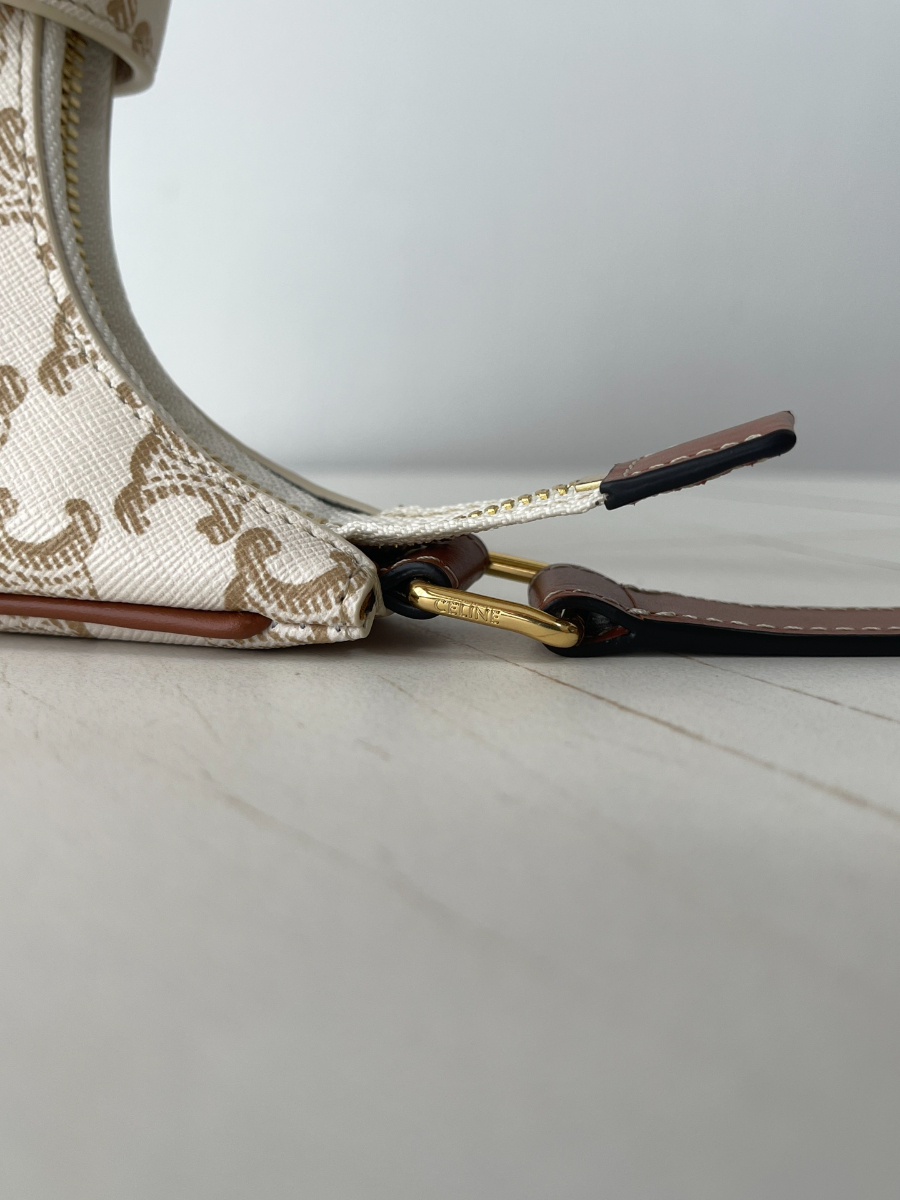 셀린느 아바 트리옹프 백 트리옹프 캔버스 카프스킨 탄 화이트 2313.56cm10.jpg