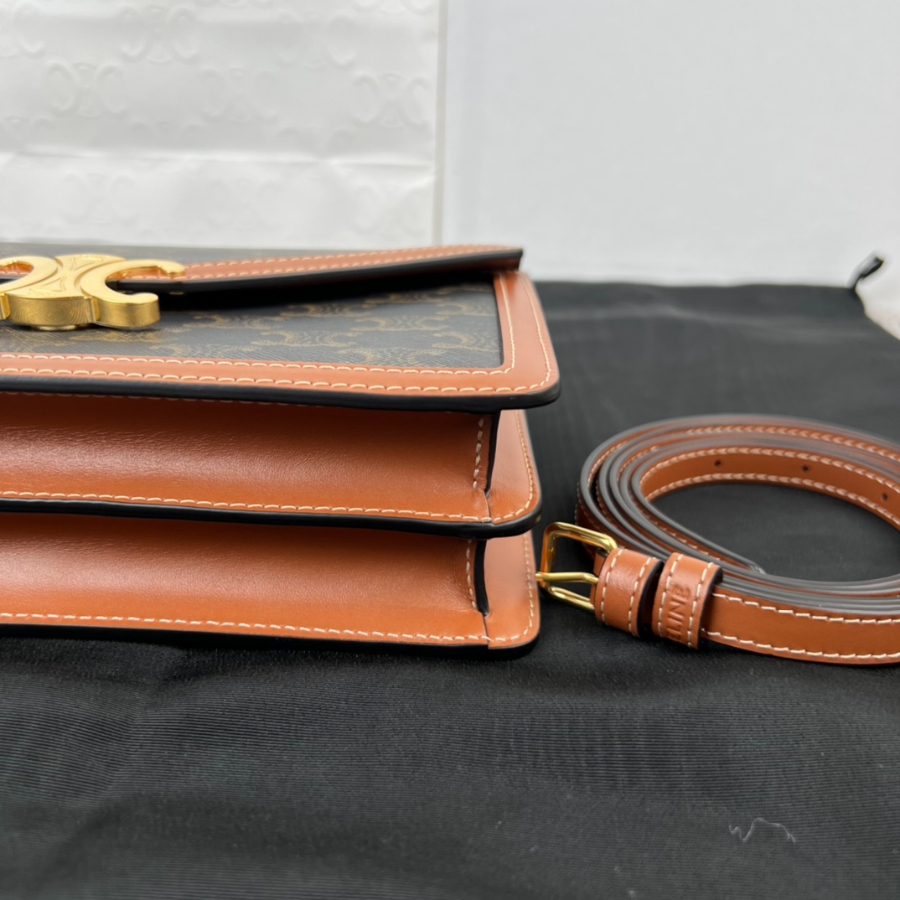 셀린느 엔벨로프 백 트리옹프 캔버스 카프스킨 탄 113322 22155cm6.jpg