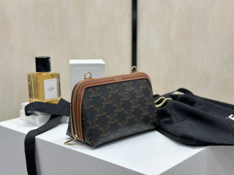 셀린느 체인 클러치 트리옹프 캔버스 램스킨 10E382 16118cm04.jpg