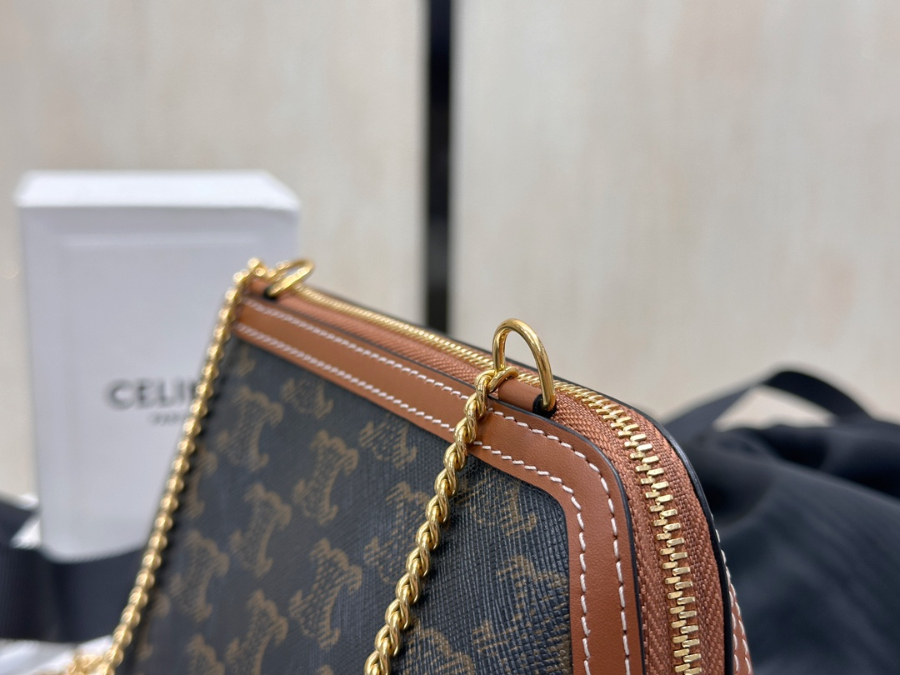 셀린느 체인 클러치 트리옹프 캔버스 램스킨 10E382 16118cm09.jpg