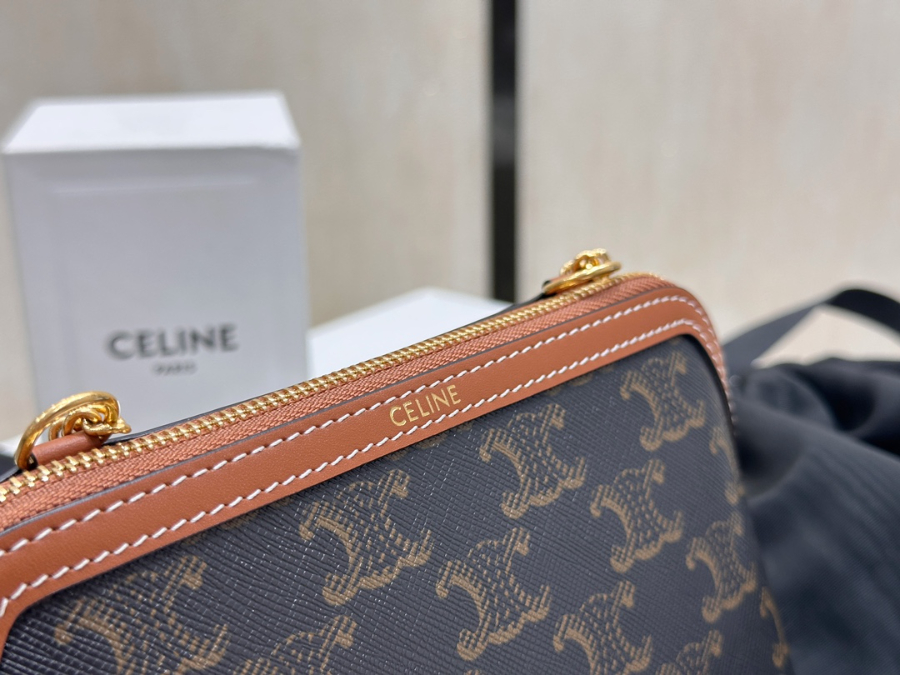 셀린느 체인 클러치 트리옹프 캔버스 램스킨 10E382 16118cm10.jpg