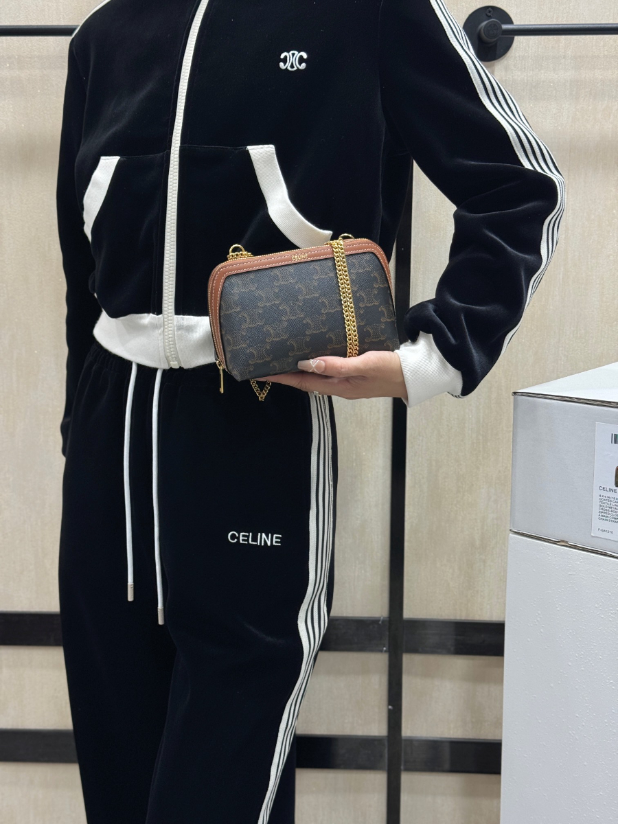셀린느 체인 클러치 트리옹프 캔버스 램스킨 10E382 16118cm01.jpg