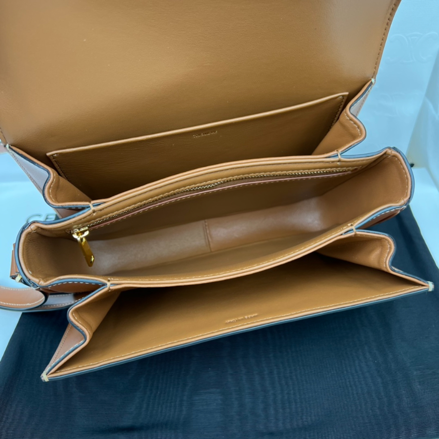 셀린느 캔버스 가죽 골드 로고 프린트 트리옹프백 22.516.57.5cm 1912426.jpg