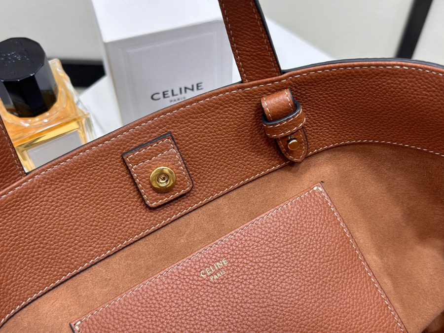 셀린느 퀴르 트리옹프 아나이스 카바스 212010cm 116853 브라운09.jpg