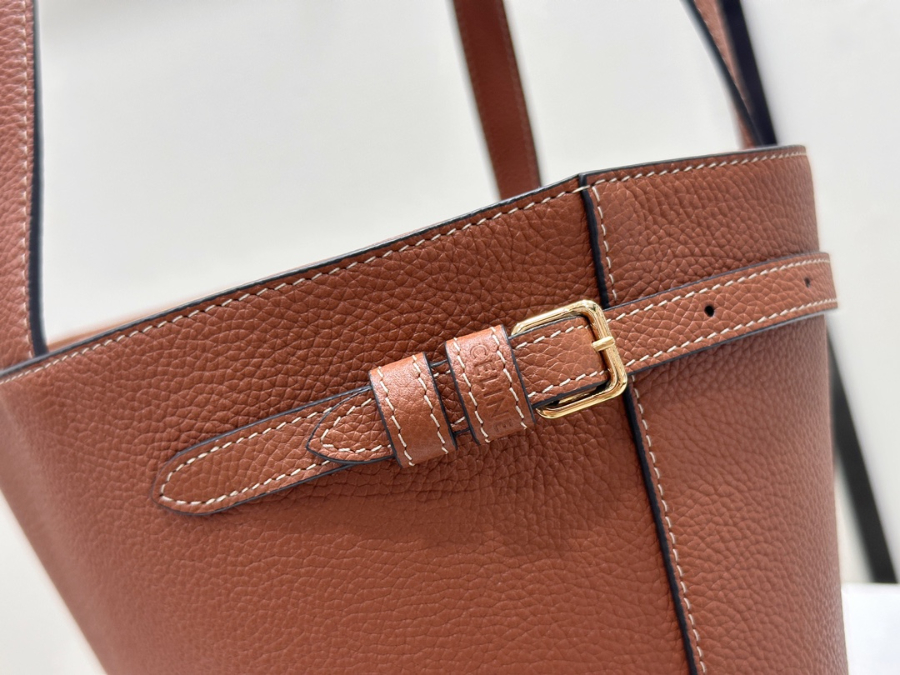 셀린느 퀴르 트리옹프 아나이스 카바스 212010cm 116853 브라운10.jpg