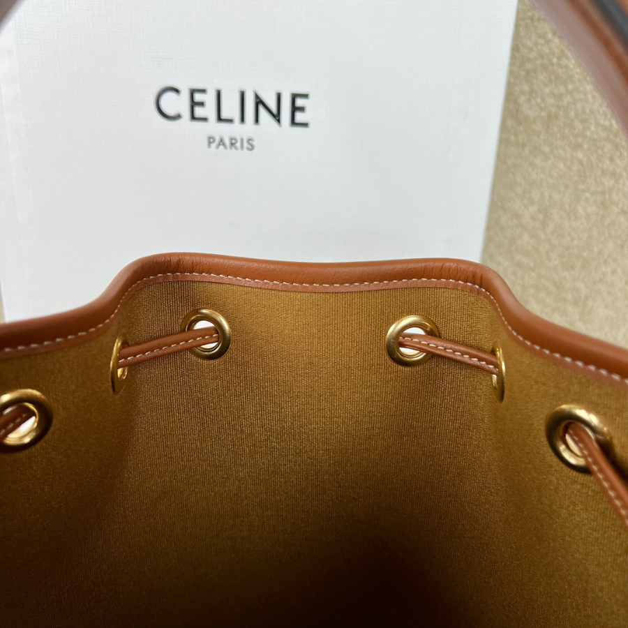 셀린느 클라라 백 트리옹프 캔버스 202420cm 116882 블랙09.jpg