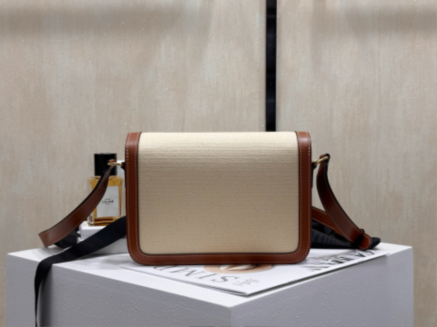 셀린느 클래식 트리옹프 백 텍스타일 카프스킨 22.516.57.5cm 내추럴 탠 19124203.jpg