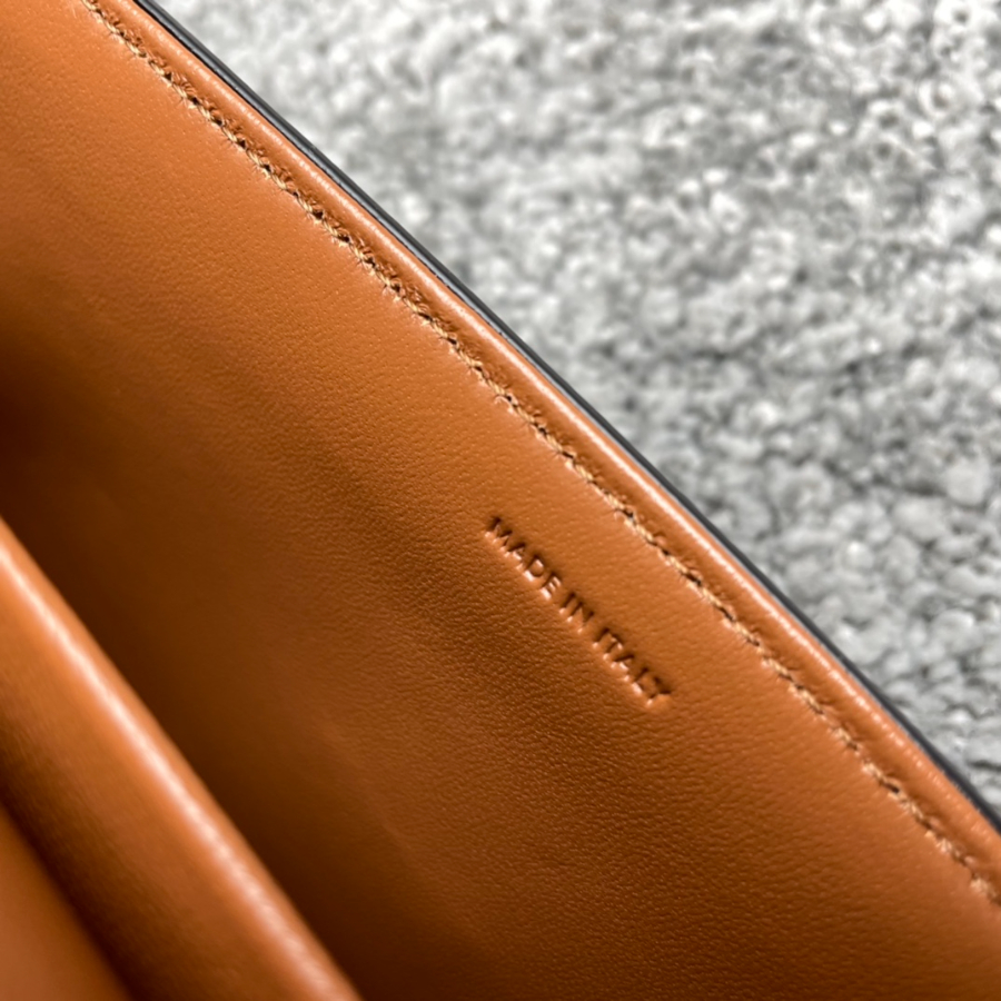 셀린느 클로드 트리오페 체인 숄더백 197992 20.510.54cm09.jpg