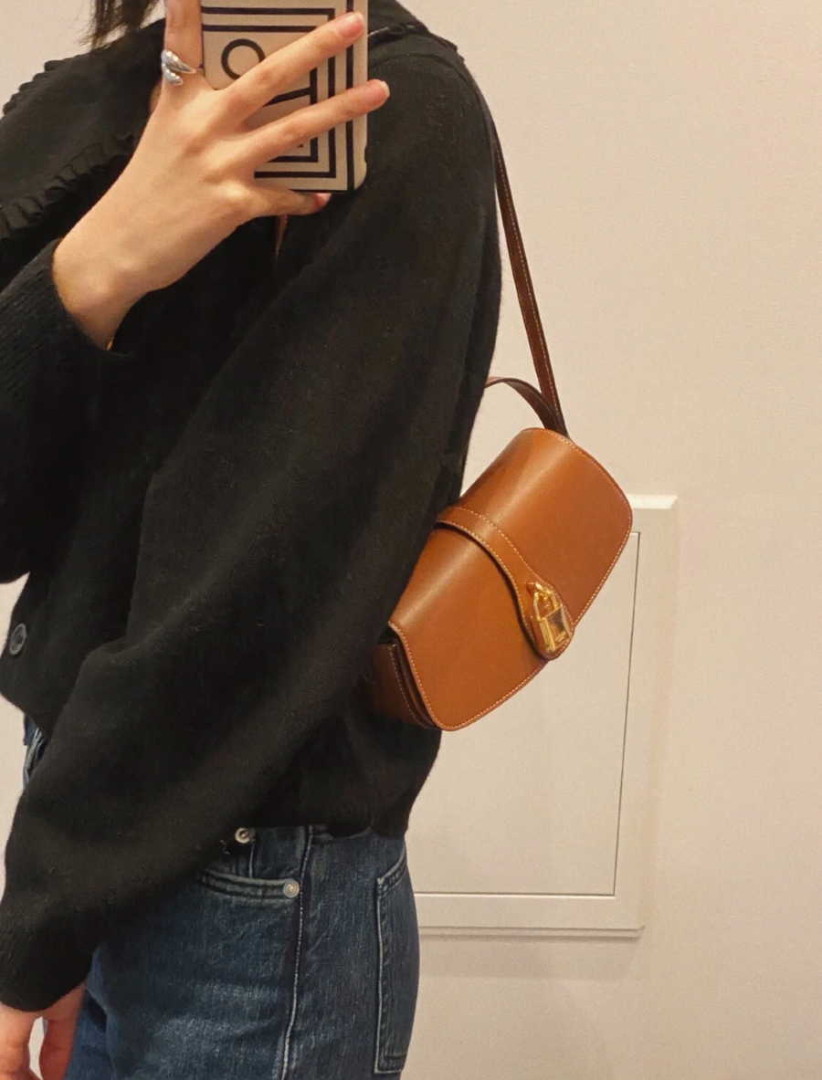 셀린느 타부 클러치 숄더백 1885cm 10I593 브라운02.jpg